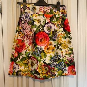 Show-Stopping D&G Pencil Skirt Size 40 (US 2-4)